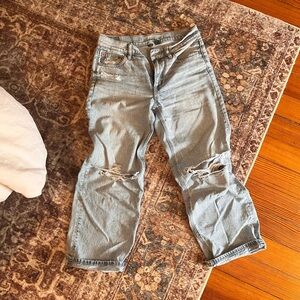 American Eagle boyfriend crop jeans